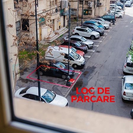 Comfy Apartment With Private Parking And Netflix Bucureşti Ngoại thất bức ảnh
